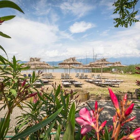 Fuk-Tak'S Bungalow Dojran ภายนอก รูปภาพ