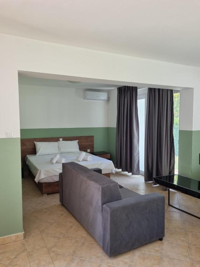 Fuk-Tak'S Bungalow Dojran ภายนอก รูปภาพ