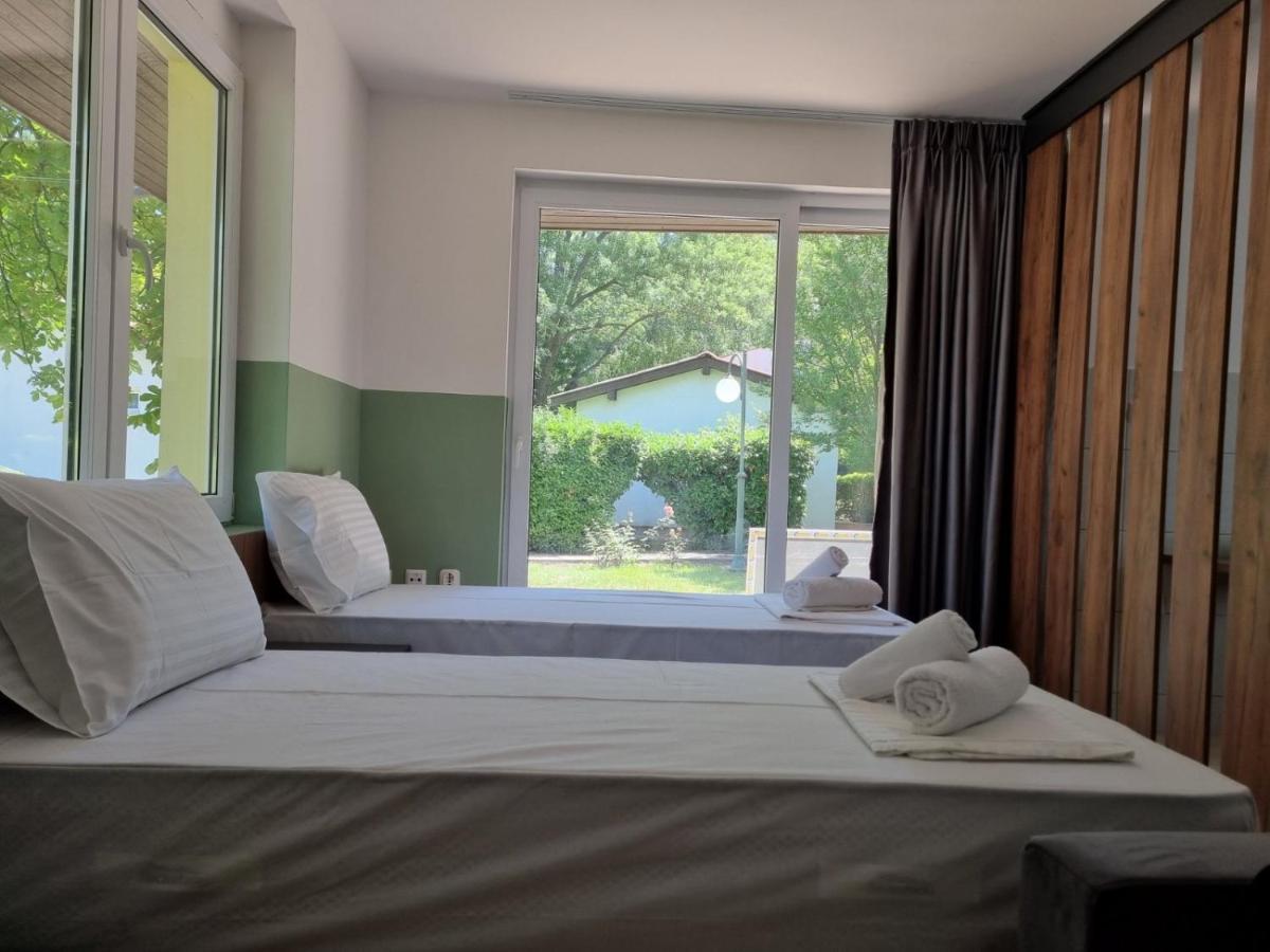 Fuk-Tak'S Bungalow Dojran ภายนอก รูปภาพ