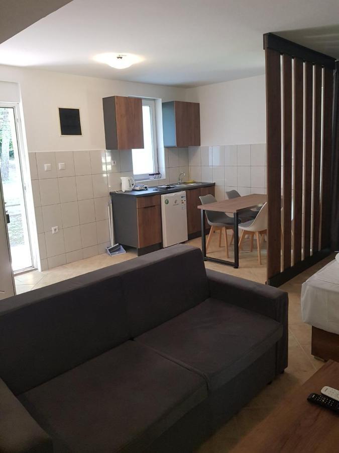 Fuk-Tak'S Bungalow Dojran ภายนอก รูปภาพ