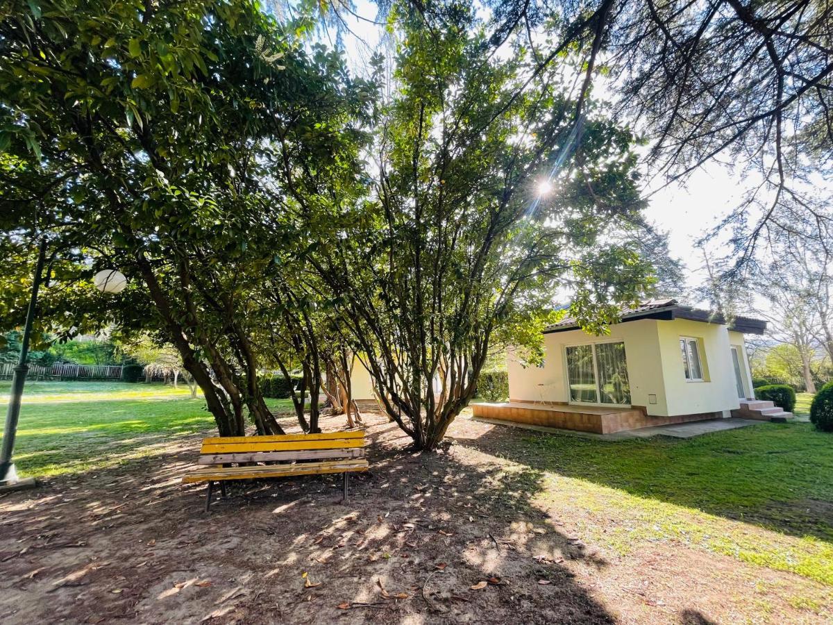 Fuk-Tak'S Bungalow Dojran ภายนอก รูปภาพ
