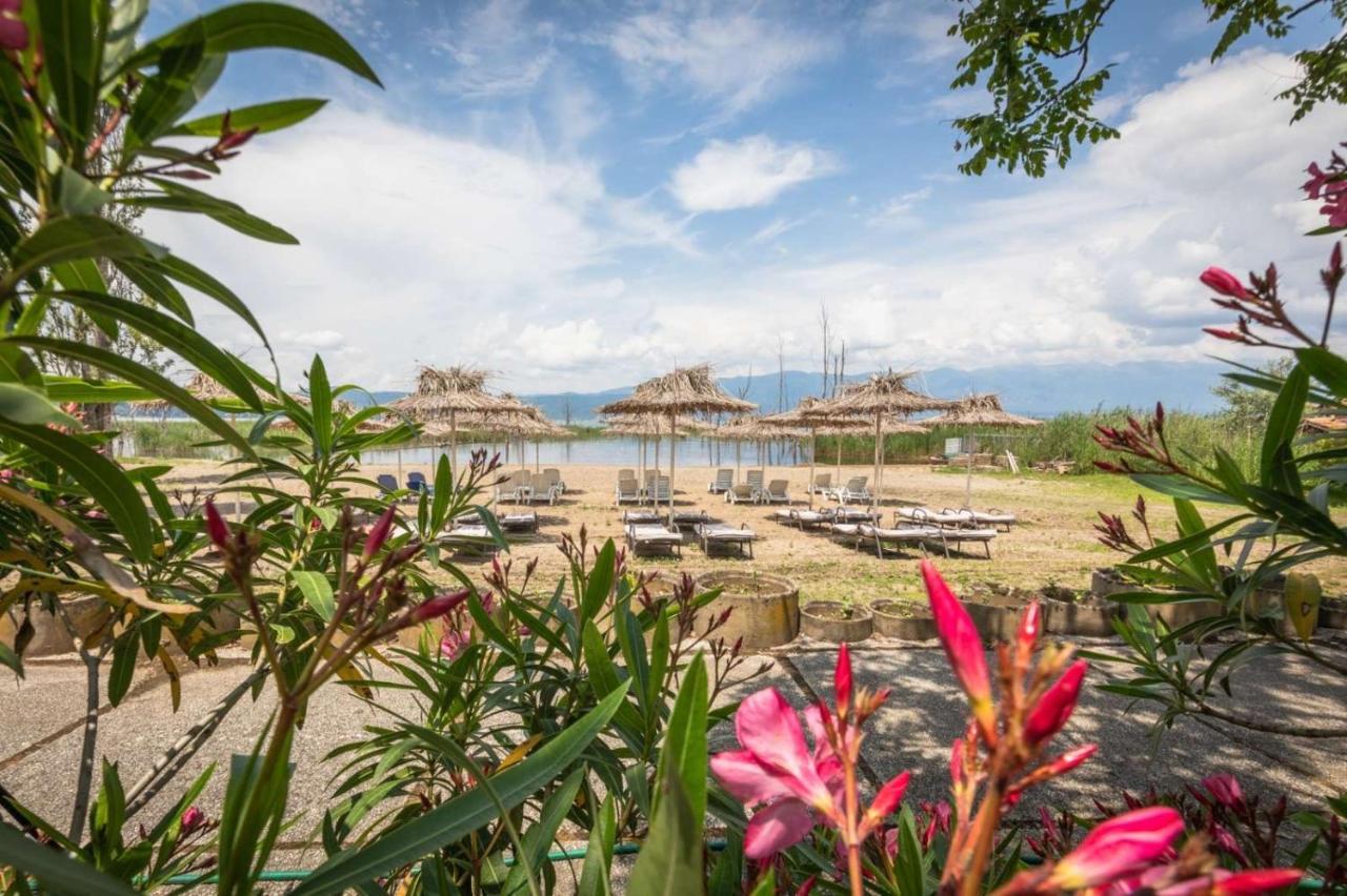 Fuk-Tak'S Bungalow Dojran ภายนอก รูปภาพ